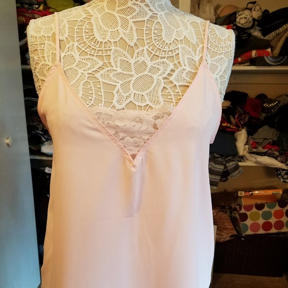 Hollister Tops - Nice pink cami